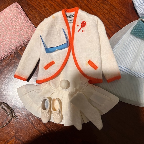 Barbies from the 1960s bubble cut and ponytail #4 - Picture 7 of 15